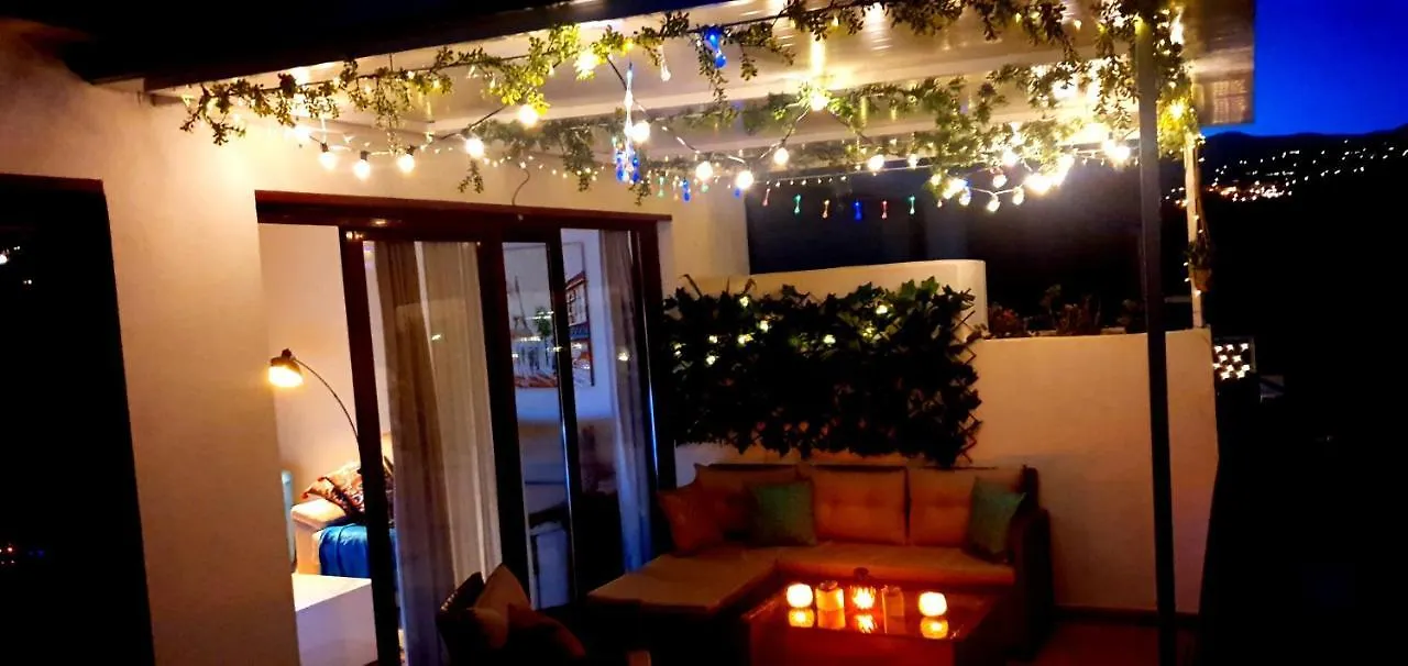 Chill Out Apartment Estepona 0*,  Spain